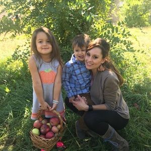 Meet your Posher, Carissa